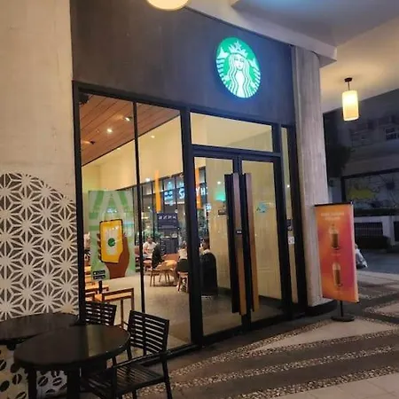 Newport City Family Suite Near Naia T3 Manila Exterior photo