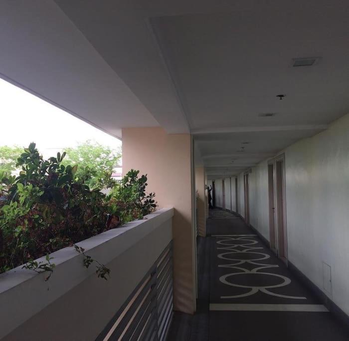 Newport Family Near Naia T3 Apartment Manila